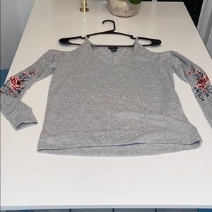 Women’s fleece shoulder out top